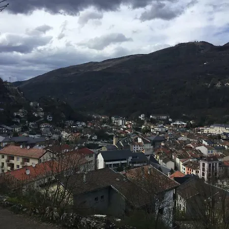 Au Des Quatre Saisons