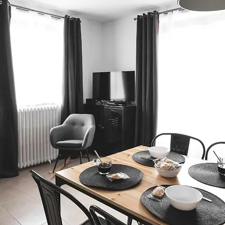 Au Des Quatre Saisons Ax-les-Thermes