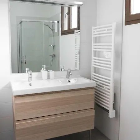 Au Des Quatre Saisons * Ax-les-Thermes