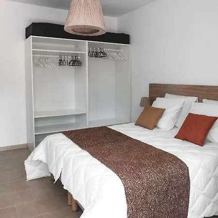 Apartment Au Des Quatre Saisons Ax-les-Thermes