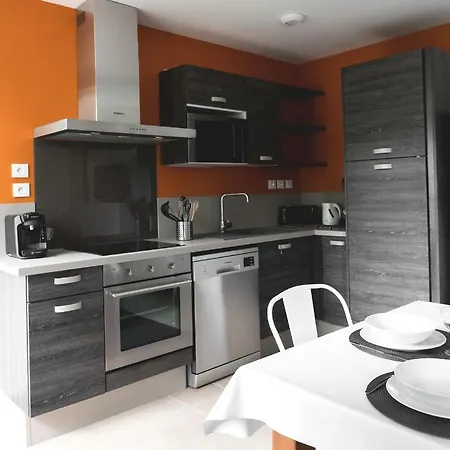 Au Des Quatre Saisons Apartment