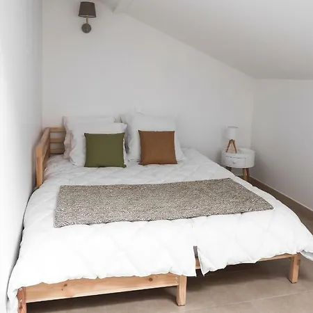 Au Des Quatre Saisons